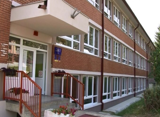 Za školarce u Srbiji sutra se završava prvo polugođe