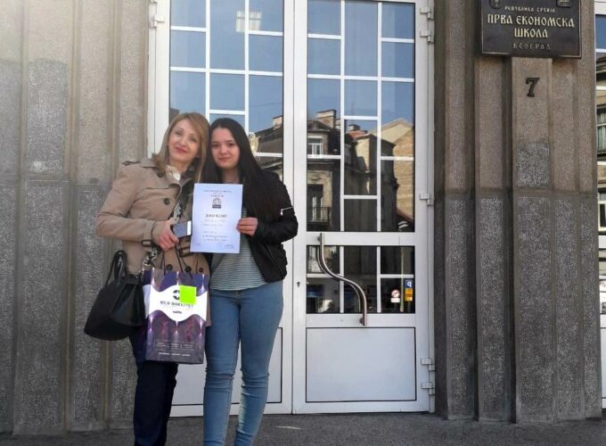 Selena Delčev najbolja na republičkom takmičenju iz statistike