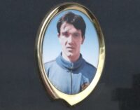 Položeni venci na grob Gorana Raičevića u Strojincima