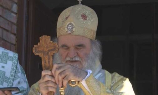 Episkop kruševački David služio liturgiju u novosagrađenom hramu u Brzeću