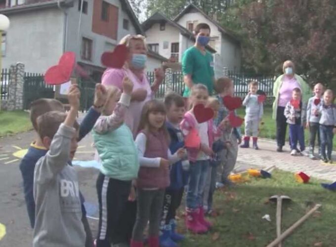 U PU “Pahuljice” svečano obeležen početak Dečje nedelje