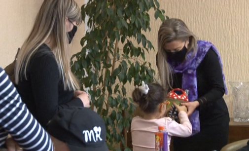Poseta članova Društva MNRL „Pčelica“ opštinskoj upravi u Brusu