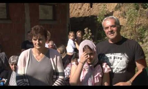 Episkop kruševački dr David Perović služio liturgiju u hramu  svetog Romana Đuniskog u Brzeću.