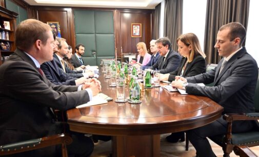 Ministar Gašić razgovarao sa ambasadorima, radi unapređenja saradnje