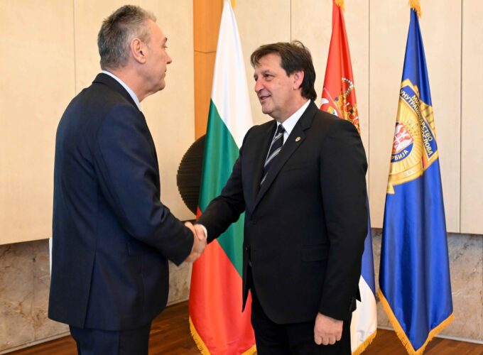 Ministar Gašić se sastao sa ambasadorom Republike Bugarske Petkom Dojkovim