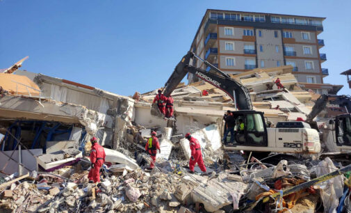Srpski spasilački tim sa 45 vatrogasaca-spasilaca sanira posledice u Odabasi