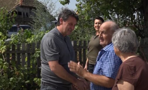 MINISTAR GAŠIĆ BRAČNOM PARU IZ VALJEVA OBEZBEDIO NOVI DOM