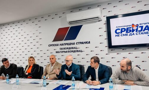 „ALEKSANDAR VUČIĆ – Srbija ne sme da stane“