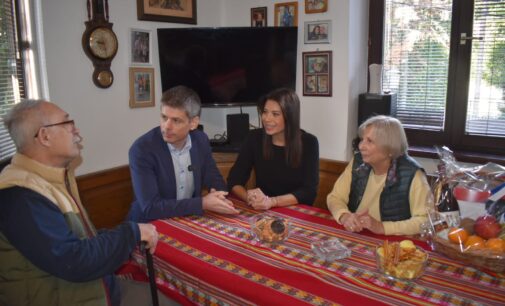 „ALEKSANDAR VUČIĆ – Srbija ne sme da stane“