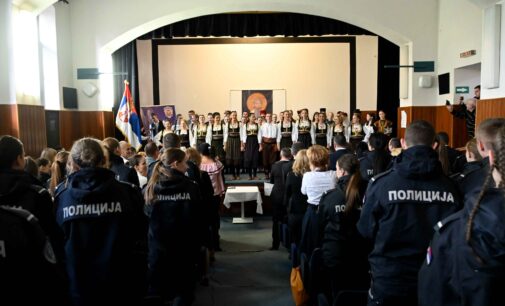 Čestitke za Savindan učenicima Srednje škole unutrašnjih poslova u Sremskoj Kamenici