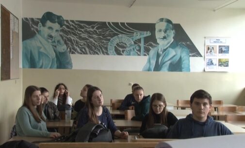 Za bruske srednjoškolce dva treća mesta na okružnom takmičenju iz fizike