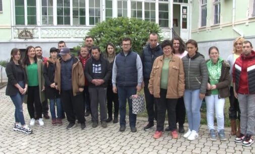 Zasađeno drvo prijateljstva u dvorištu Turističke organizacije Brus