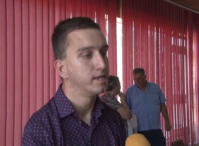 „Drvene lutke“ Đorđa Mitrovića u bruskoj Narodnoj boblioteci