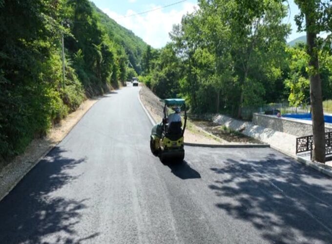 Asfaltirana saobraćajnica prema Bruskoj Banji