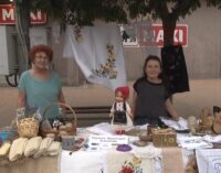 Tradicionalna jela i domaće rukotvorine na izložbi „Zlatne ruke Brusa“