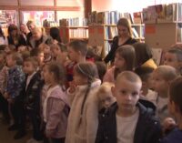 Izložbom „Čarobna knjiga“ započelo obeležavanje Dečije nedelje u Narodnoj biblioteci Brus