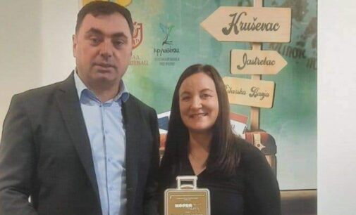Turistička organizacija opštine Brus osvojila nagradu za najoriginalniji suvenir