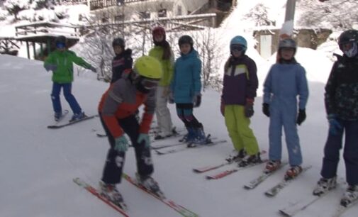 Zmajevci na besplatnoj školi skijanja u Brzeću