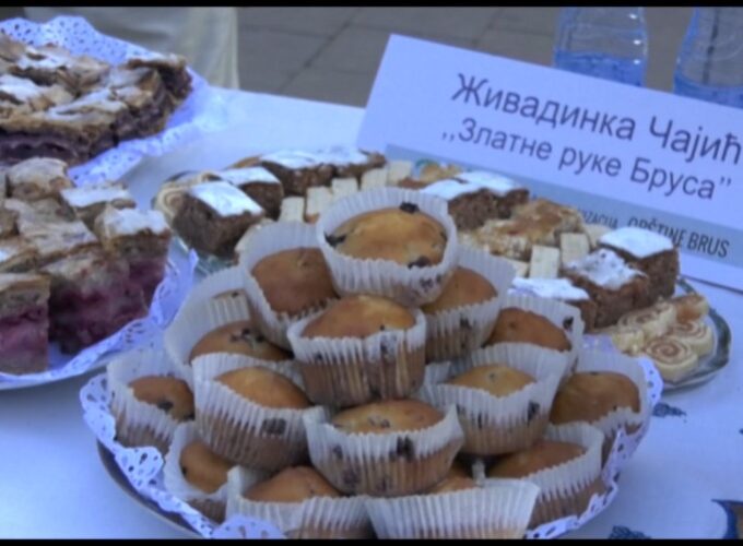 „Zlatne ruke Brusa“ – Izložba tradicionalnih jela i domaćih rukotvorina